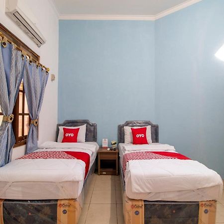 Oyo 3908 Fenway Kostel Hotel Bandung Ngoại thất bức ảnh