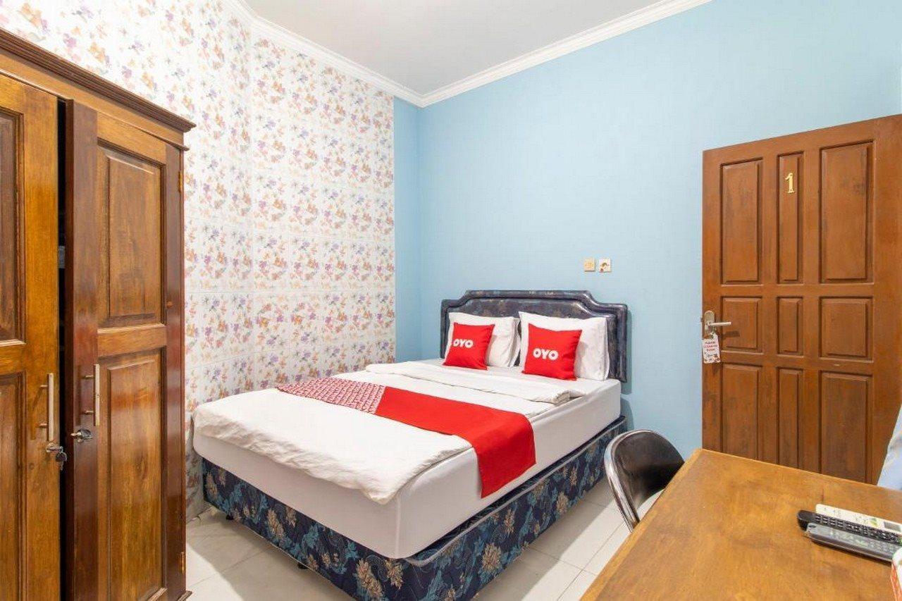 Oyo 3908 Fenway Kostel Hotel Bandung Ngoại thất bức ảnh