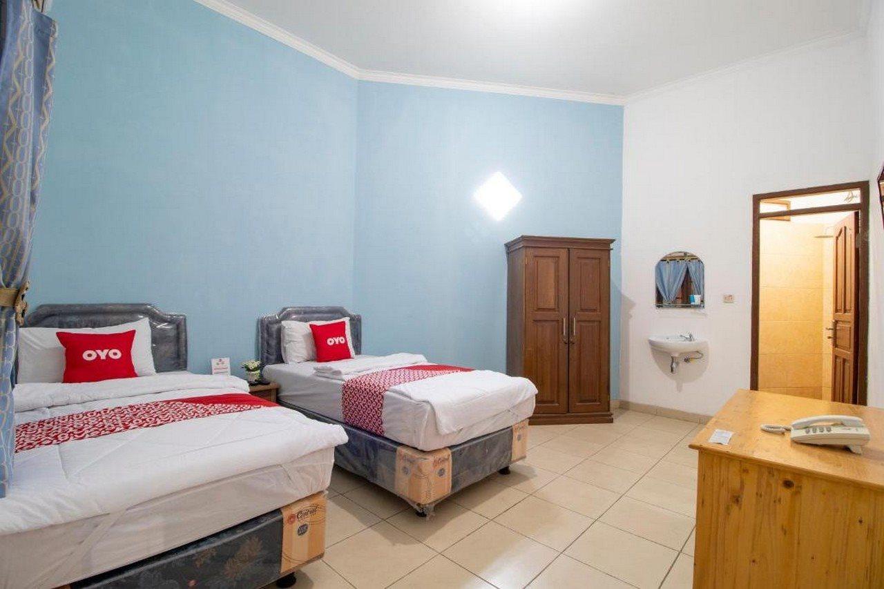 Oyo 3908 Fenway Kostel Hotel Bandung Ngoại thất bức ảnh