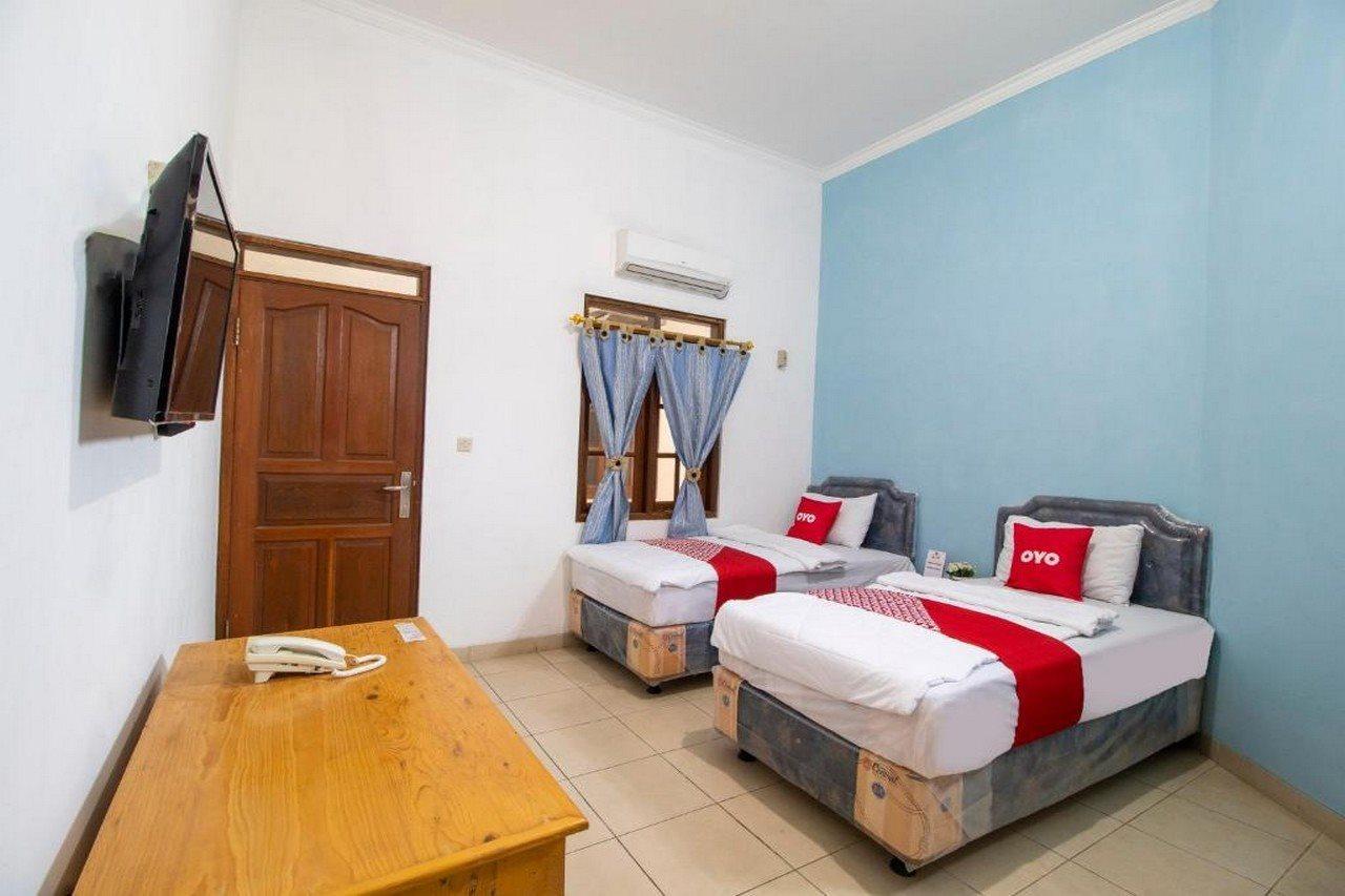 Oyo 3908 Fenway Kostel Hotel Bandung Ngoại thất bức ảnh