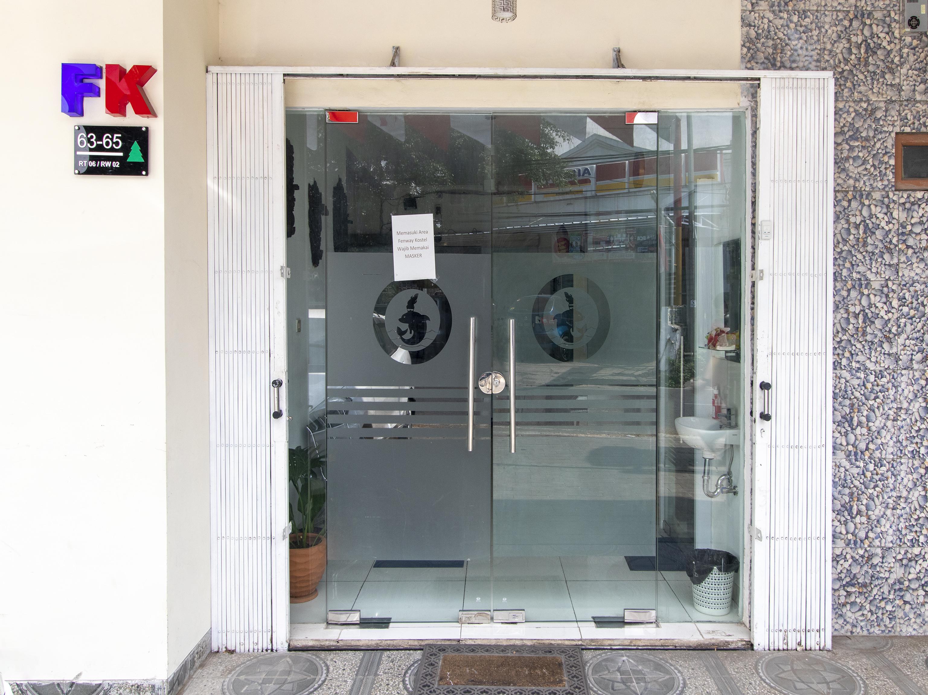 Oyo 3908 Fenway Kostel Hotel Bandung Ngoại thất bức ảnh